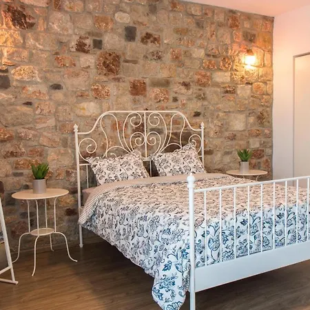 Casa vacanze Roccia Di Isidoro